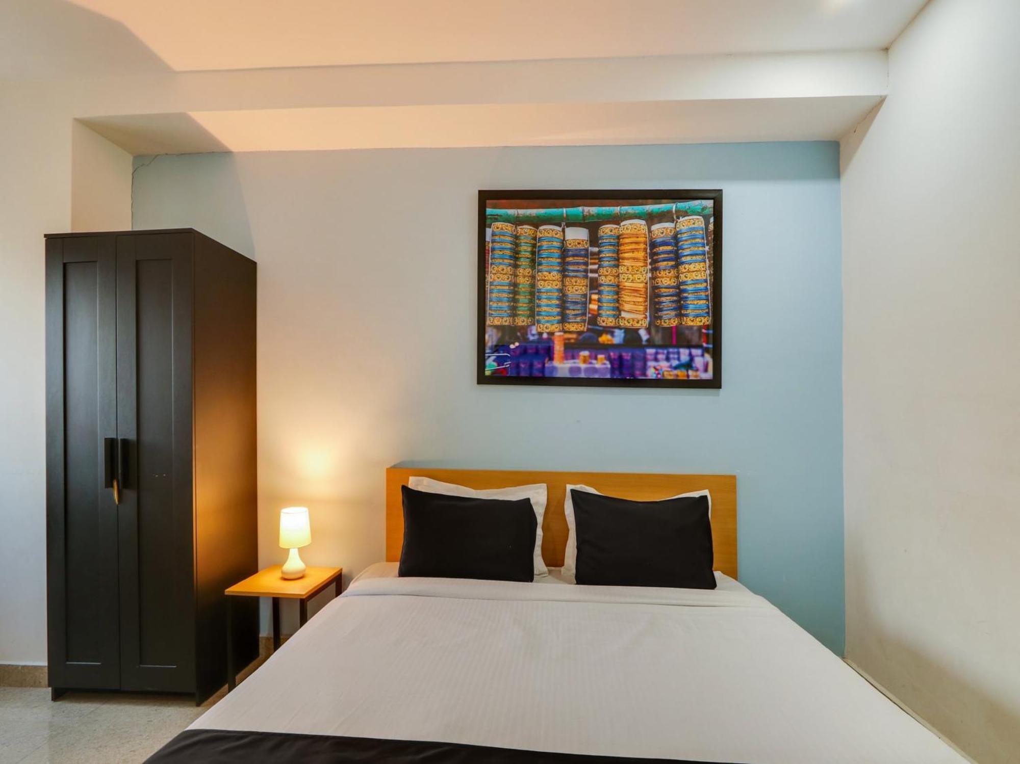 Super Townhouse Qualia Prime Hotel Near Nexus Mall Haiderabad Buitenkant foto